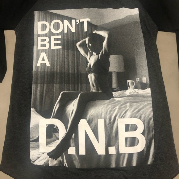 AMERICAN APPAREL The 50/50 Shirt Don’t Be a DNB Raglan Tee - Picture 3 of 7